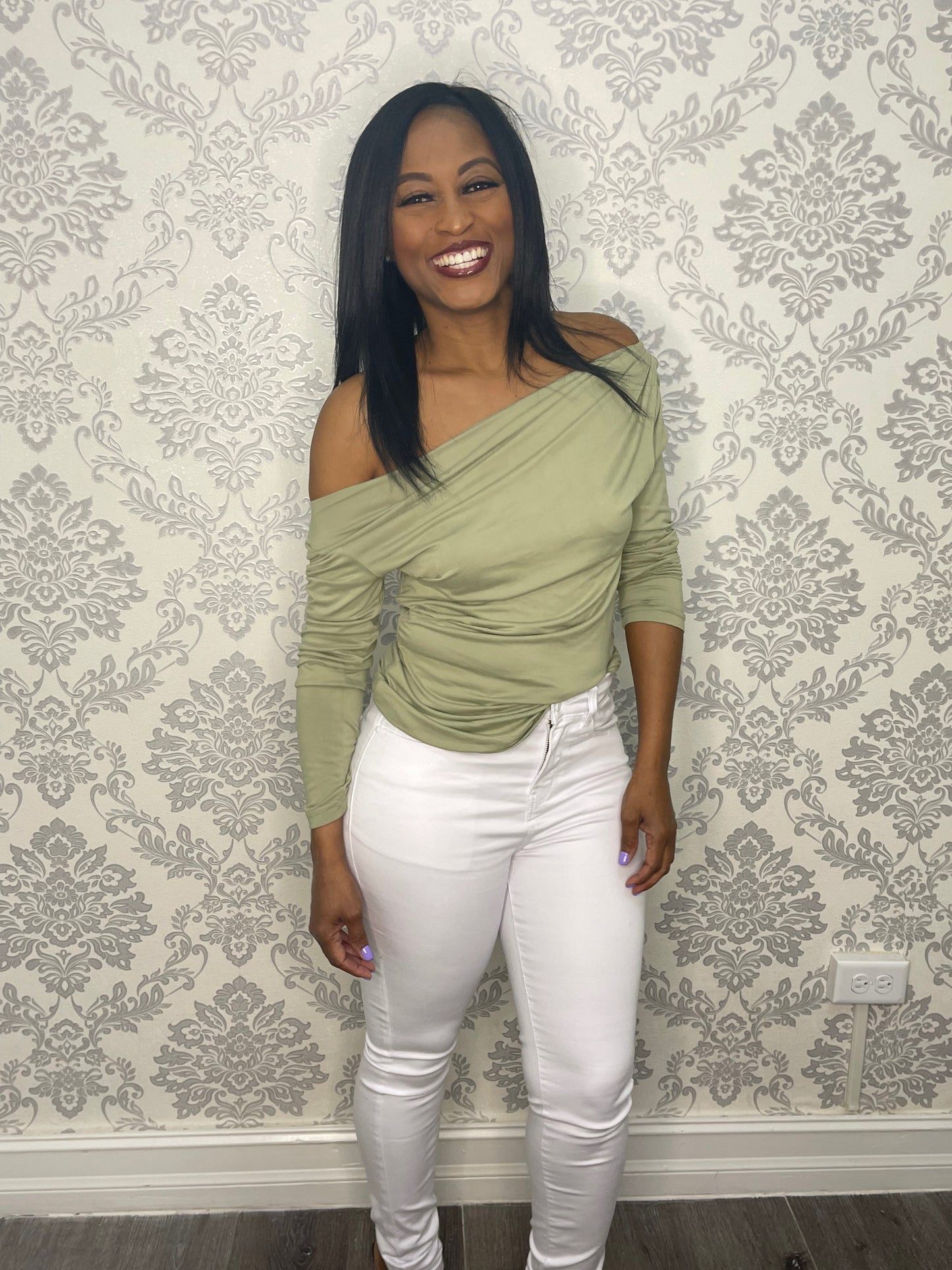 "GO GREEN" OFF SHOULDER TOP